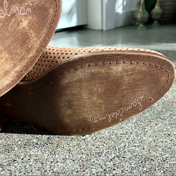 Suede ankle boots sz 8 - Picture 3 of 6